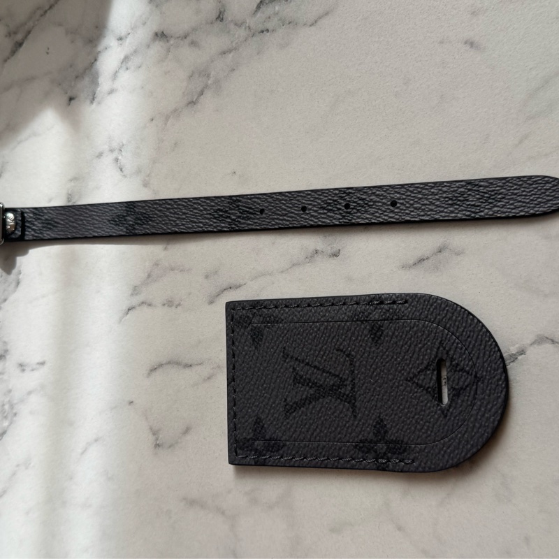 LV M46271黑/灰花紋keepall25 超帥氣-24