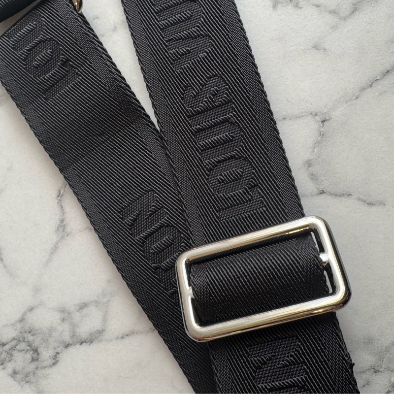 LV M46271黑/灰花紋keepall25 超帥氣-28