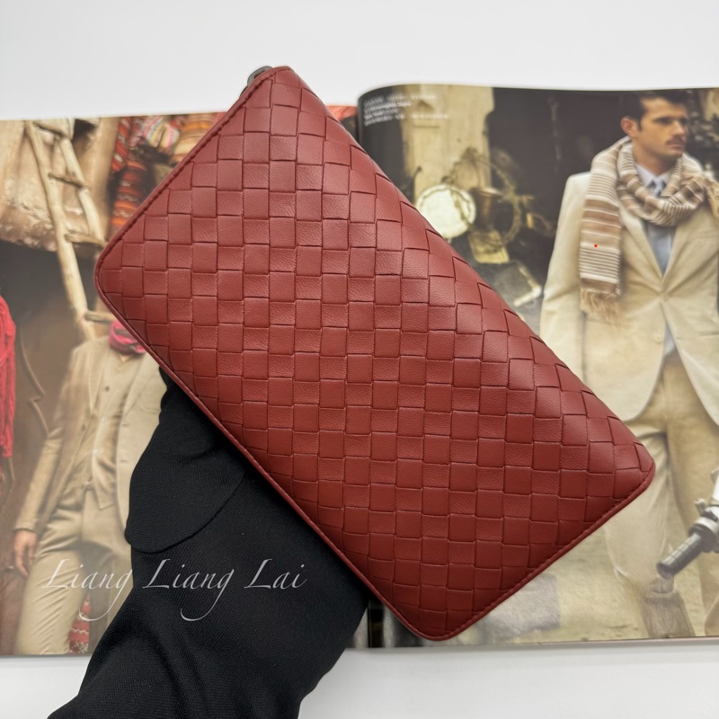 BOTTEGA VENETA BV經典編織小羊皮磚紅色拉鏈長夾-17