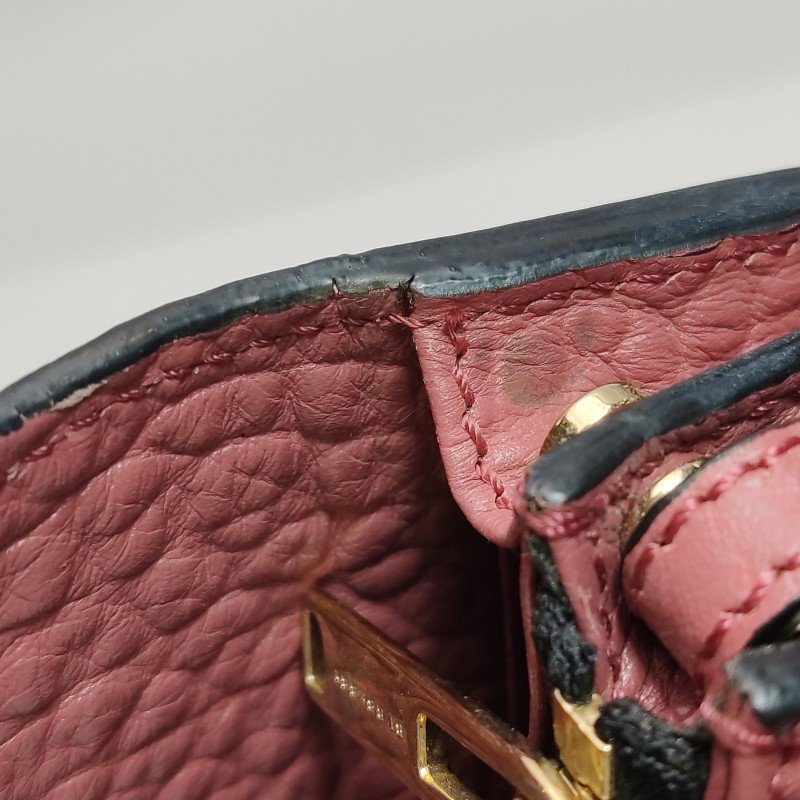 Burberry牛皮純色斜挎包單肩包-21