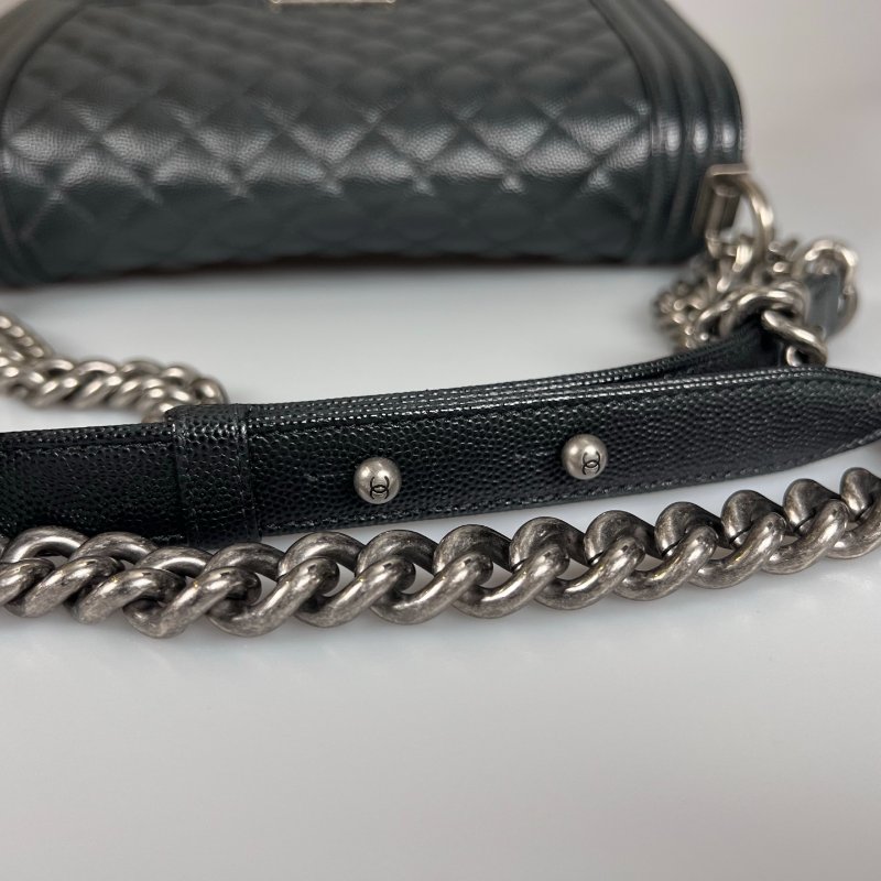 CHANEL BOY25包荔枝黑銀 晶片款-11
