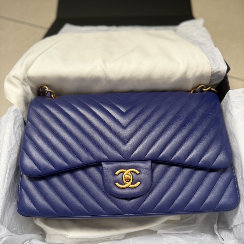 香奈兒山行文-0