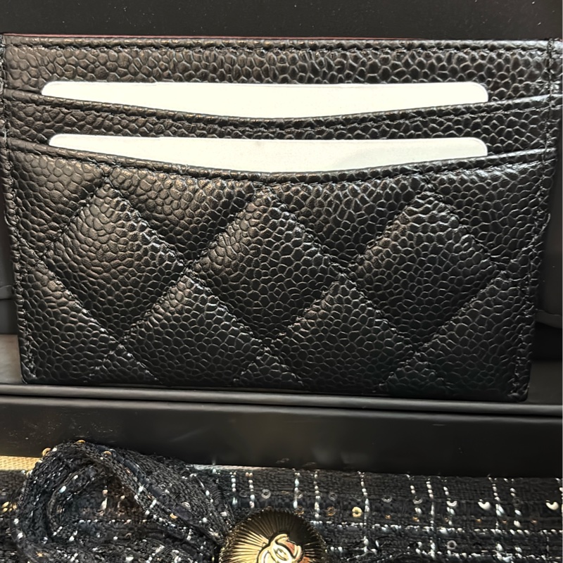 Chanel 經典黑金荔枝牛皮卡包-1