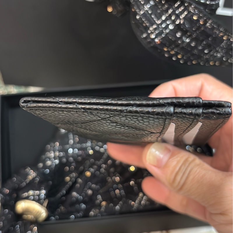 Chanel 經典黑金荔枝牛皮卡包-5