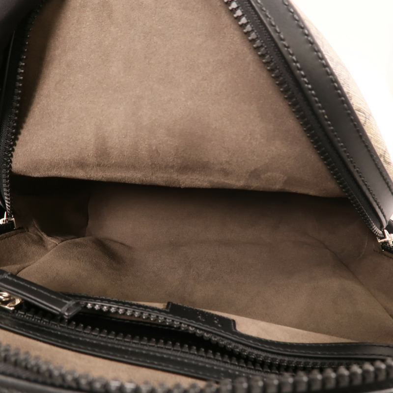 GUCCI 塗層帆布GG Supreme Backpack銀扣背包-6