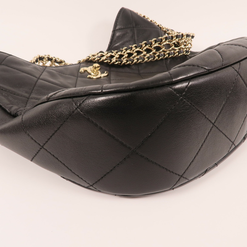 CHANEL 羊皮皮革Hobo Bag金扣鏈帶肩背袋-10
