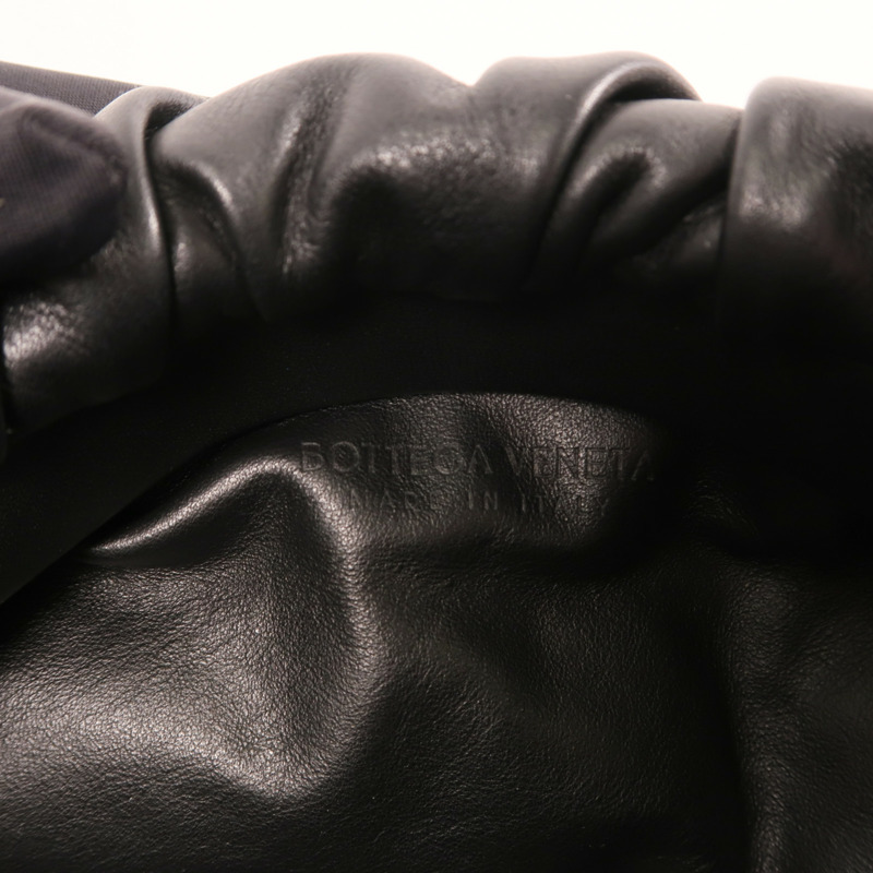 BOTTEGA VENETA 牛皮皮革The chain Pouch金扣鏈帶肩背袋-12