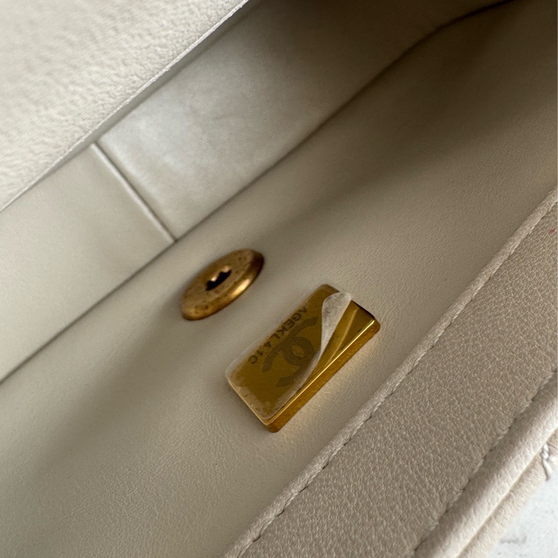 Chanel灰菱格金雙C小方珍珠鏈包-19