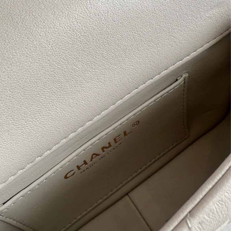 Chanel灰菱格金雙C小方珍珠鏈包-20