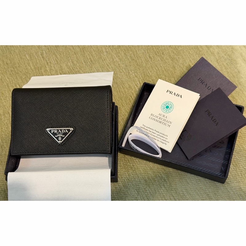 PRADA Saffiano皮革錢包-7