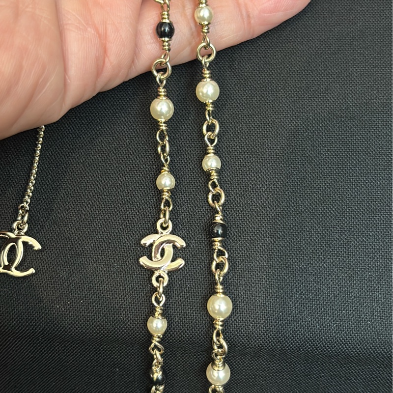 Chanel2025VIP聖誕限定年終禮~小鹿珍珠項鍊(中長鏈)-4
