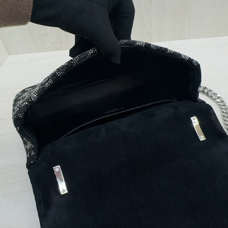 BURBERRY黑銀水鑽銀釦Lola鏈條肩側背包-9