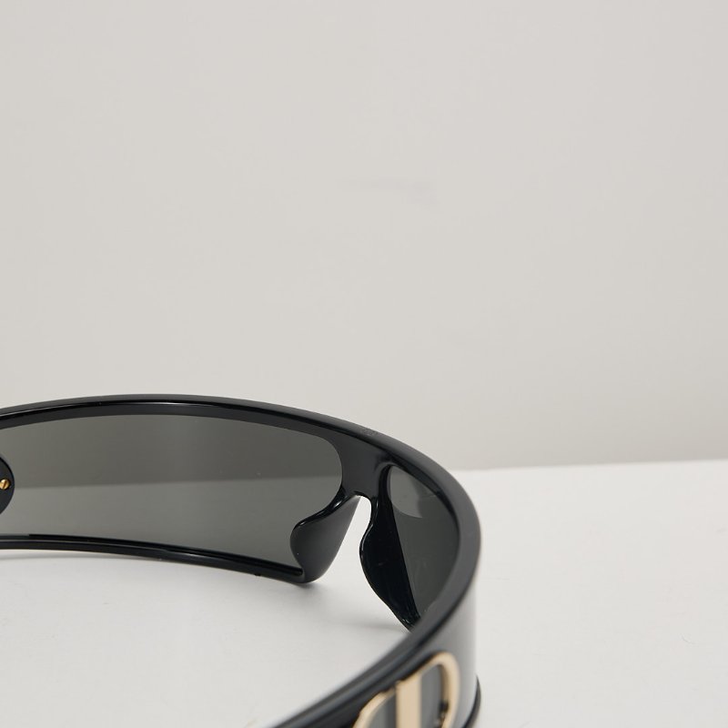 DIOR veryDior M1U 髮箍墨鏡 / 黑金-5