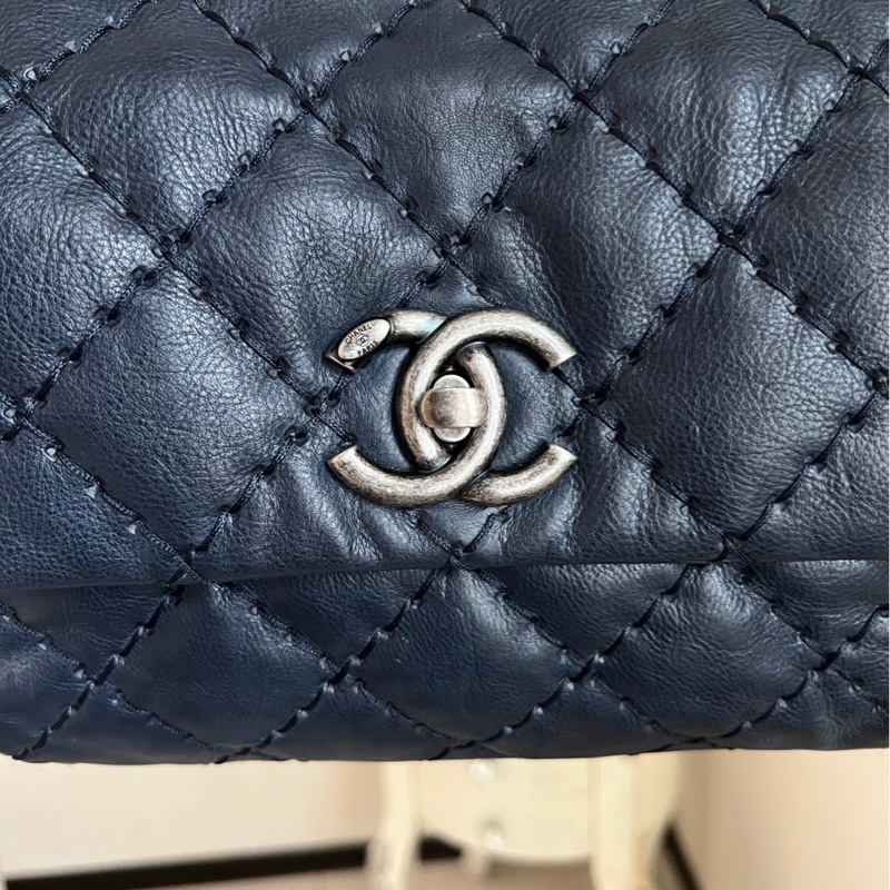 香奈兒深藍色肩背斜背包-4