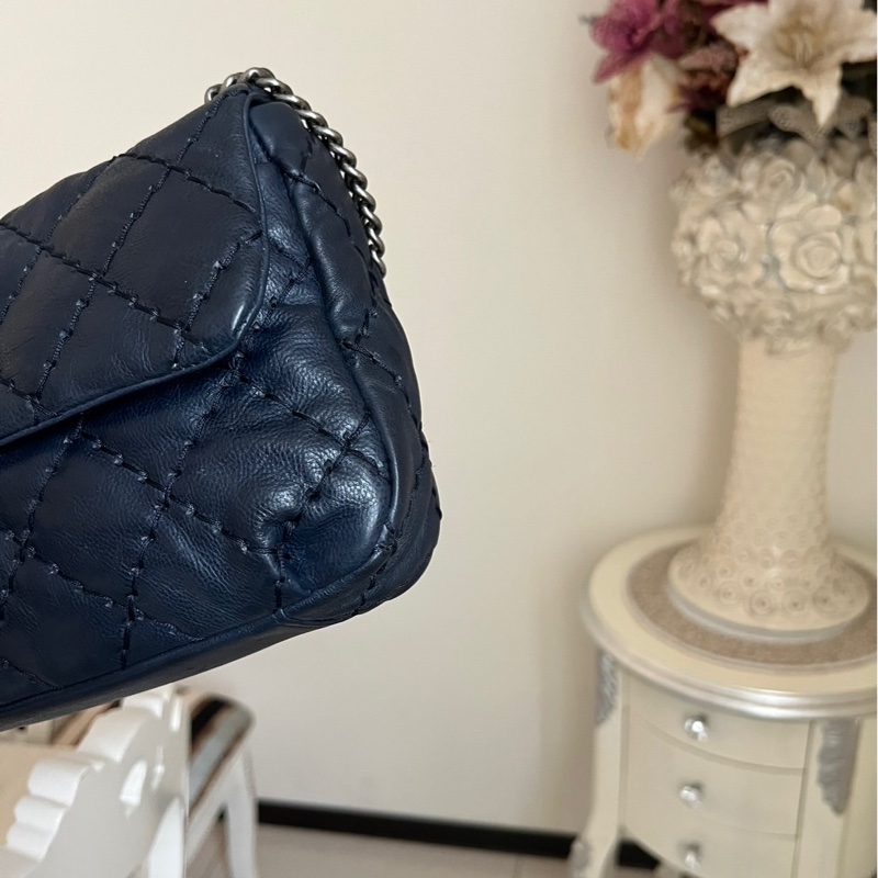 香奈兒深藍色肩背斜背包-12