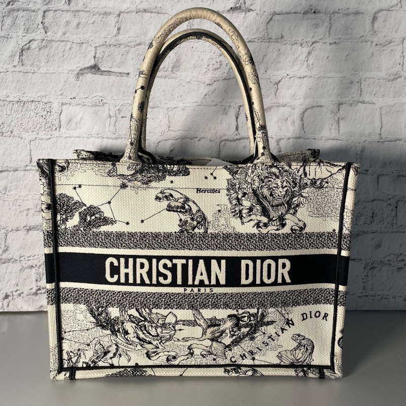 Dior book tote 星座刺繡系列(中號)-3