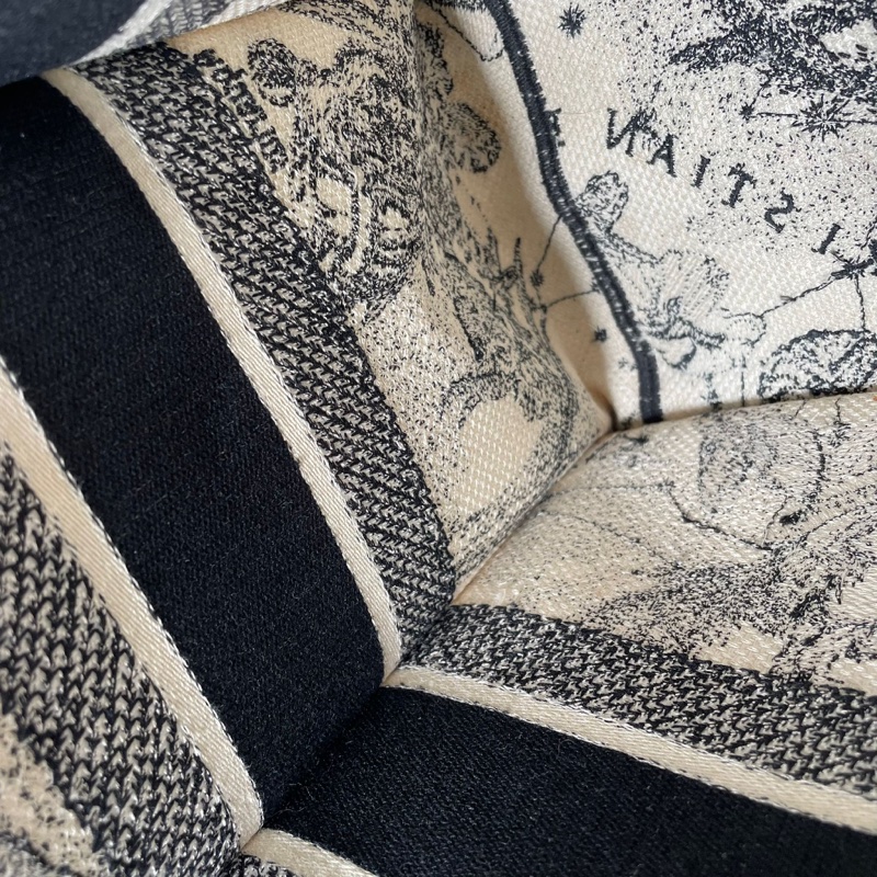 Dior book tote 星座刺繡系列(中號)-15