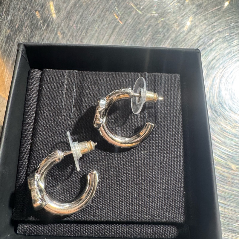 Chanel銀雙C滿鑽小C耳環 超閃亮✨-4