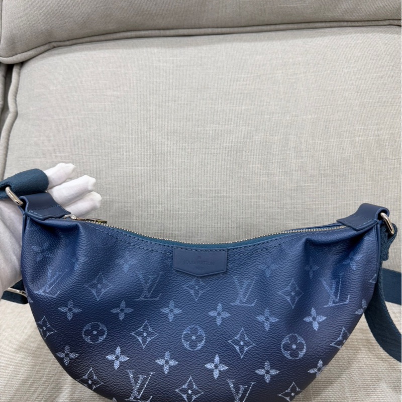 LV M11594#新款# Hamac Bag 漸變月亮包 肩背包 斜背包PM-6