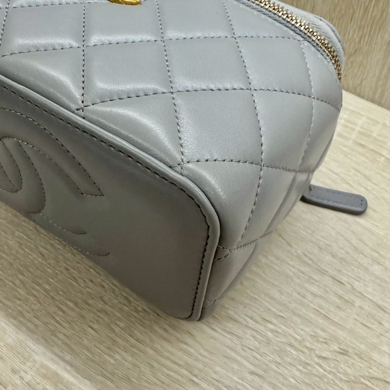 CHANEL灰色羊皮金色調節扣長盒子-9