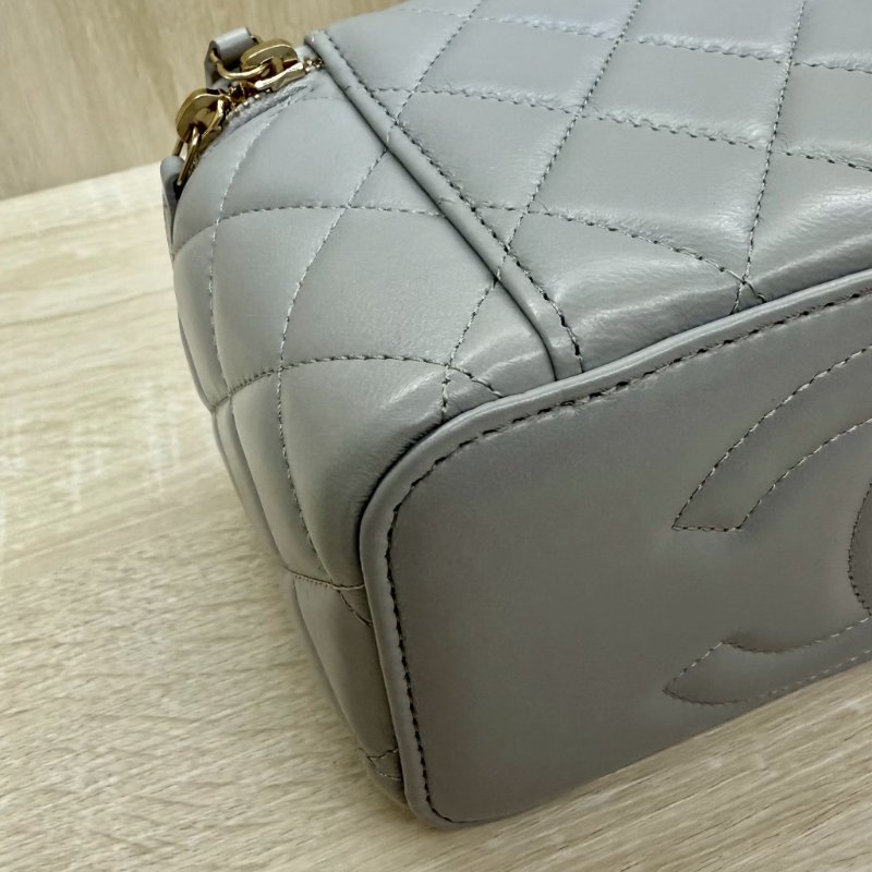 CHANEL灰色羊皮金色調節扣長盒子-11