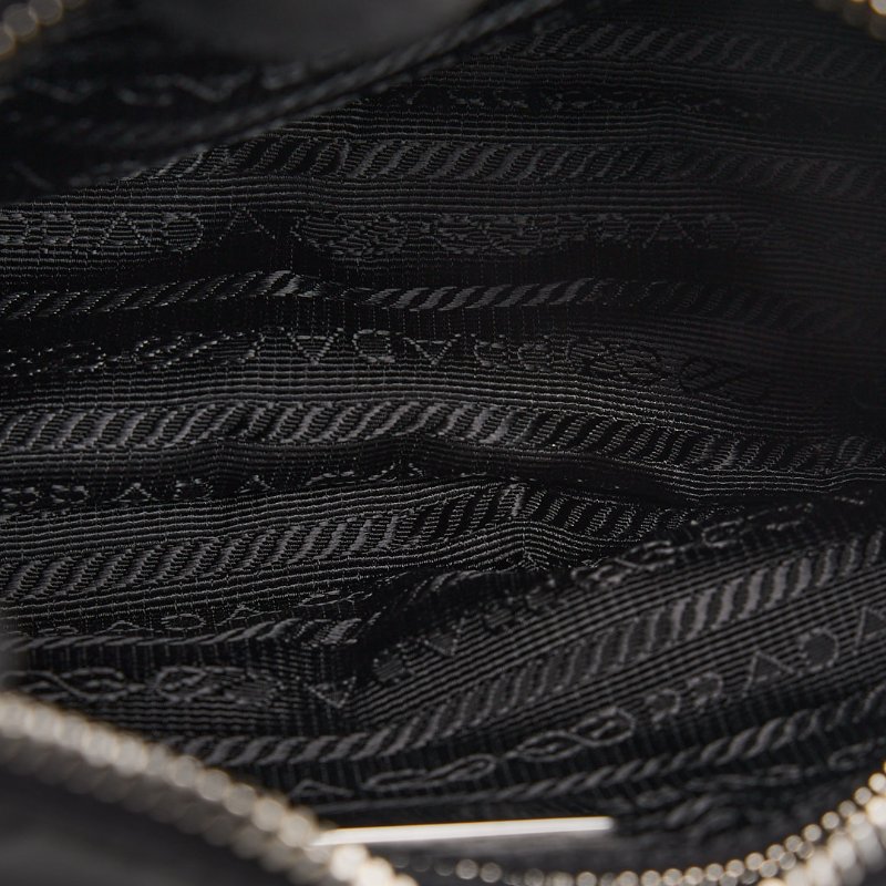 Prada hobo 2005 新款腋下包/黑銀-17