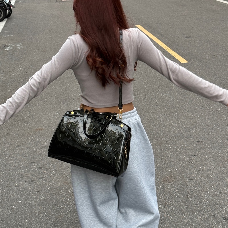 【全新閒置品🎁】 LV Vernis MM 黑老花 肩背/斜背包 （專櫃13.7萬）-25