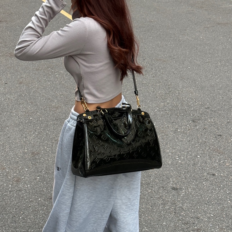 【全新閒置品🎁】 LV Vernis MM 黑老花 肩背/斜背包 （專櫃13.7萬）-27