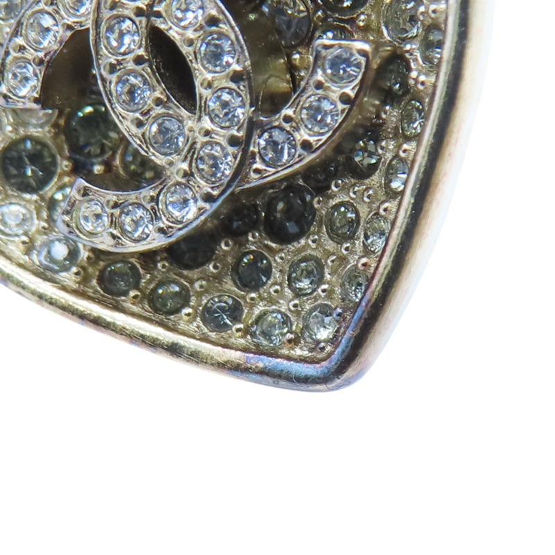 淺金色鍍金 黑色琺瑯 水鑽 cc愛心 針式耳環【CHANEL 香奈兒】 ABA406-5