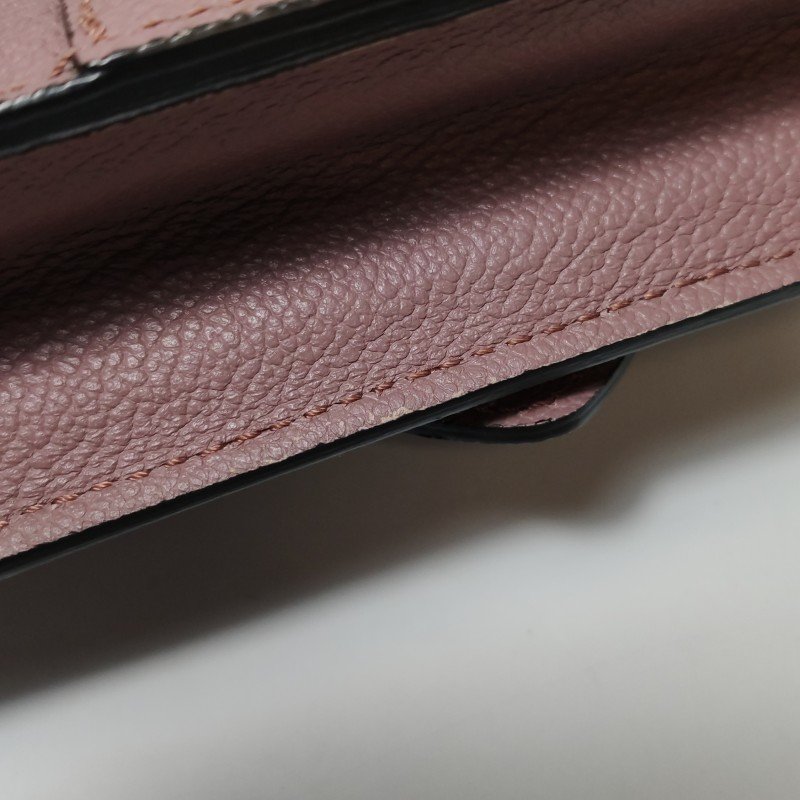 Burberry Buckle牛皮純色搭扣斜挎包-16