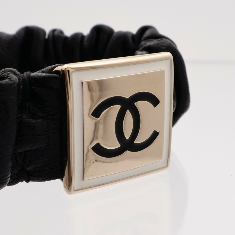 CHANEL 羊皮皮革Hair Band金扣髮帶-4