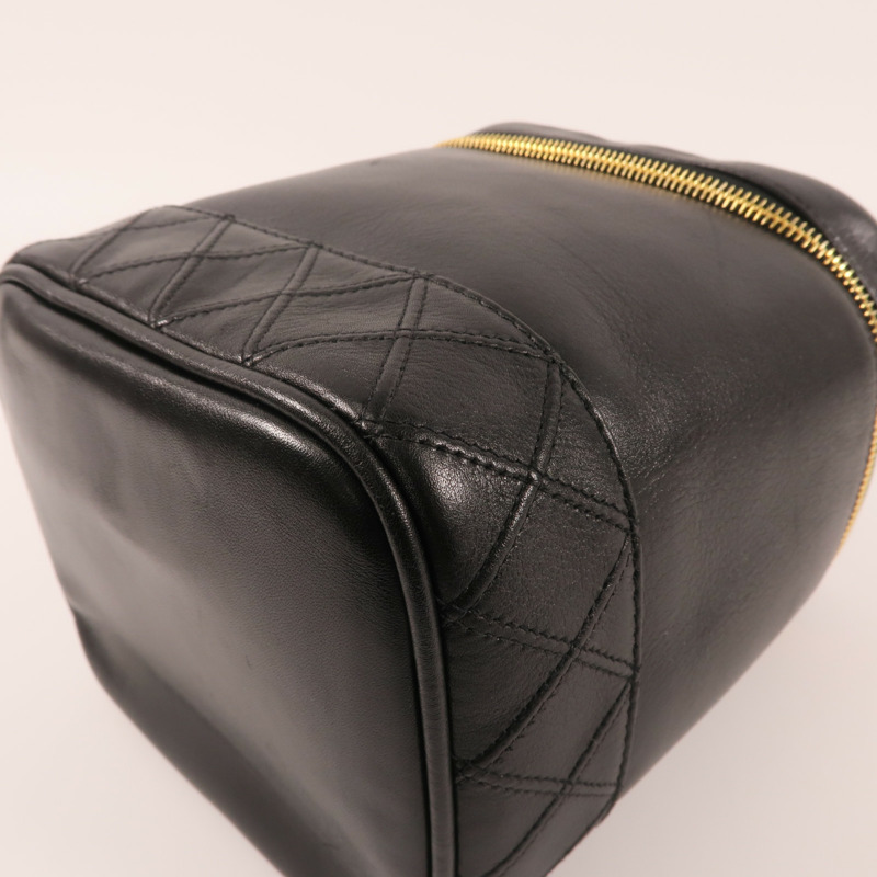 CHANEL 羊皮皮革Vintage Vanity Case金扣手挽袋-4