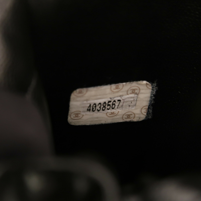 CHANEL 羊皮皮革Vintage Vanity Case金扣手挽袋-12