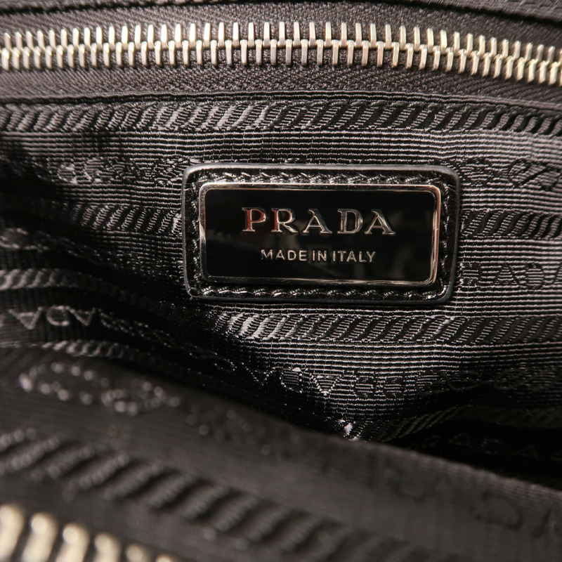 PRADA 牛皮皮革Bonnie Extra-Large銀扣肩背袋-9