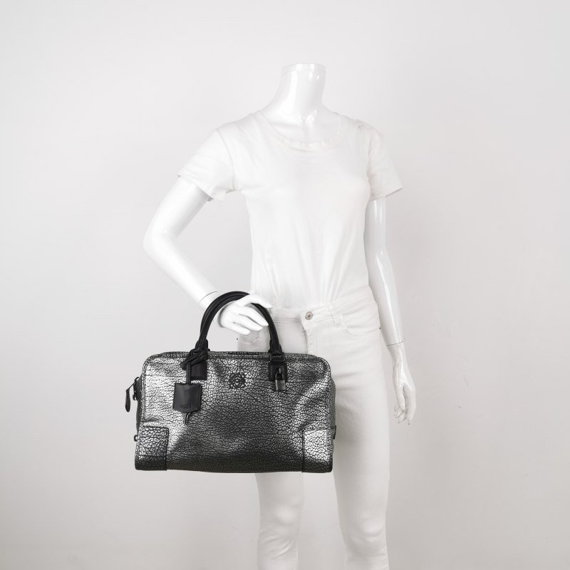 Loewe Amazona大號牛皮純色logo圖案加固邊角手提包-1