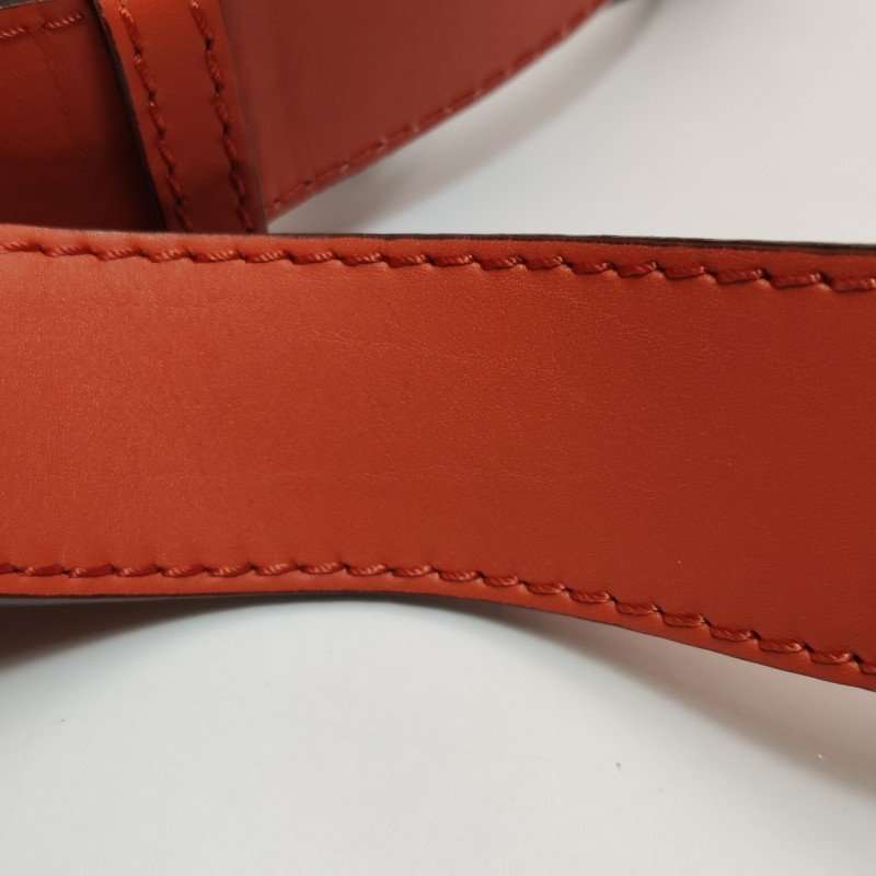 Burberry牛皮純色字母logo子母包單肩包-10