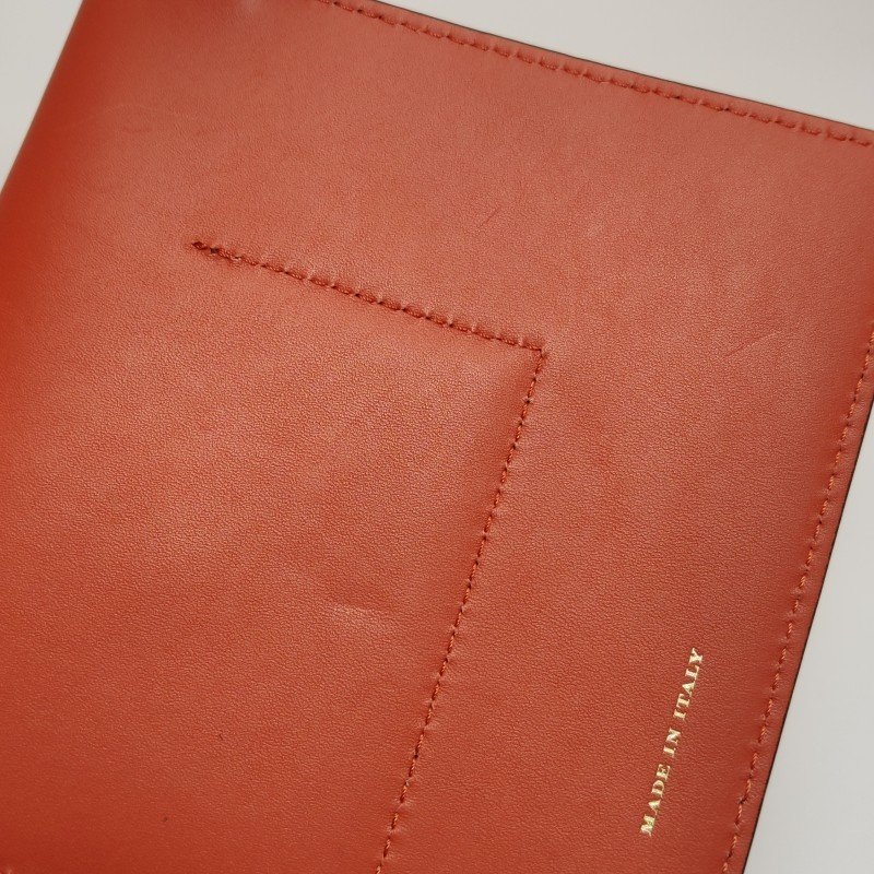 Burberry牛皮純色字母logo子母包單肩包-21