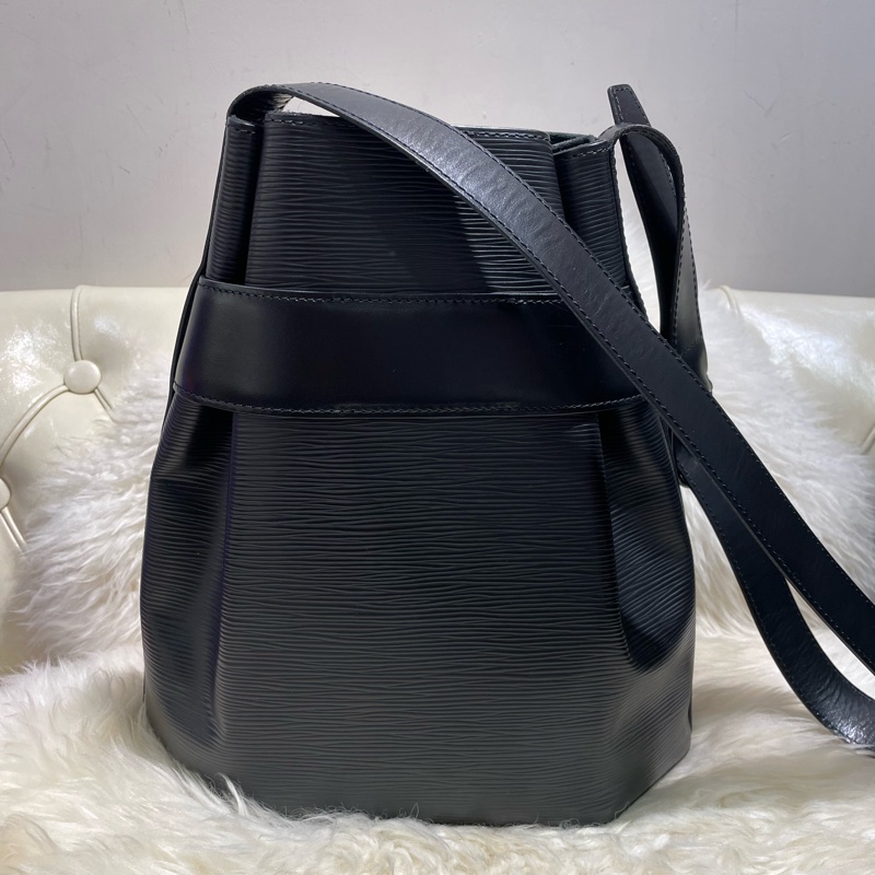 LV EPI Bucket 中古包-1