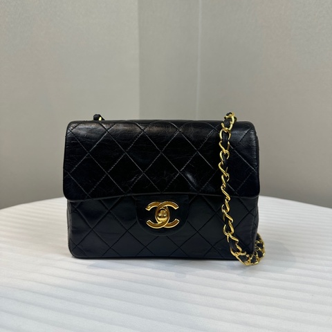 香奈兒/Chanel Vintage Mini Square 黑金羊皮CF鏈條斜背包 中古小號方胖子 17x6x14cm