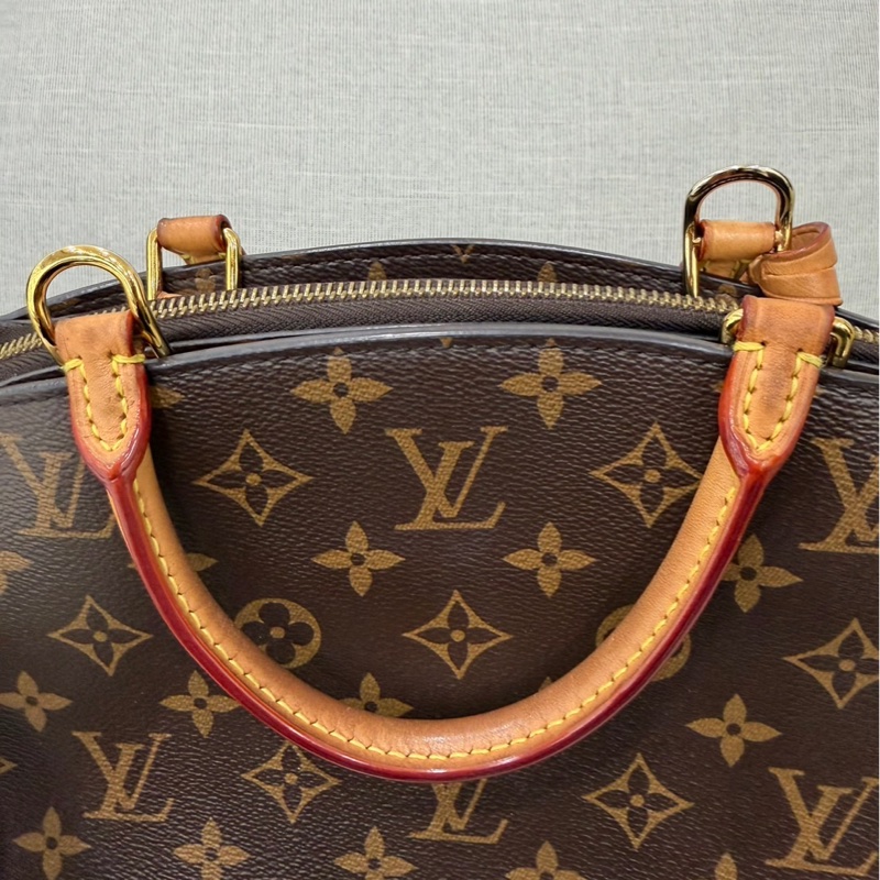 LV M45900 PETIT Palais 老花 新款蒙田斜背包-21