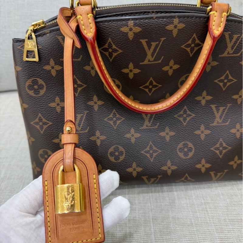 LV M45900 PETIT Palais 老花 新款蒙田斜背包-44
