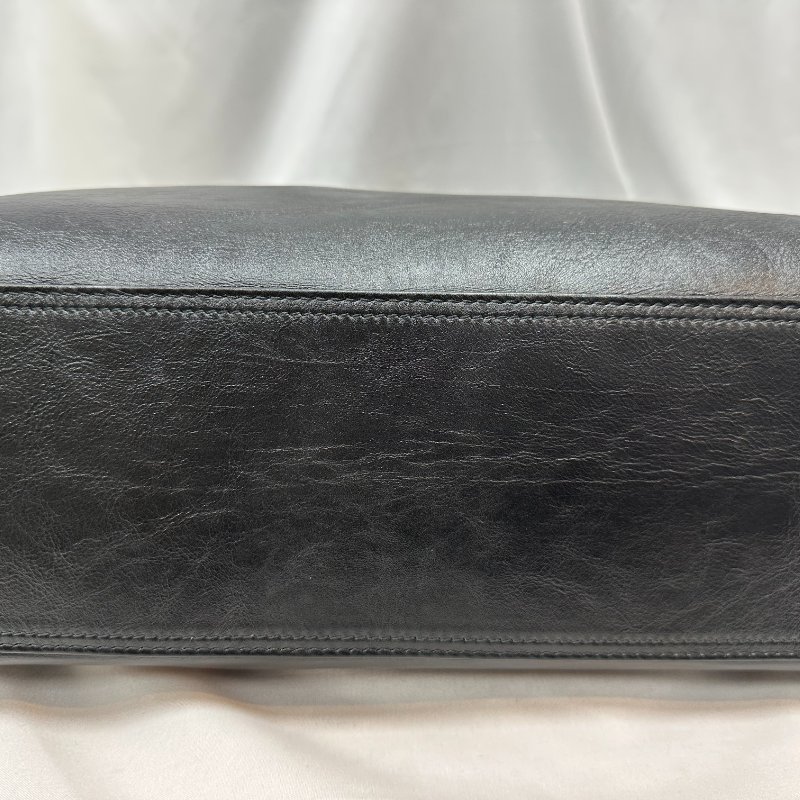 現貨 全新專櫃品 BALENCIAGA BB hobo-6