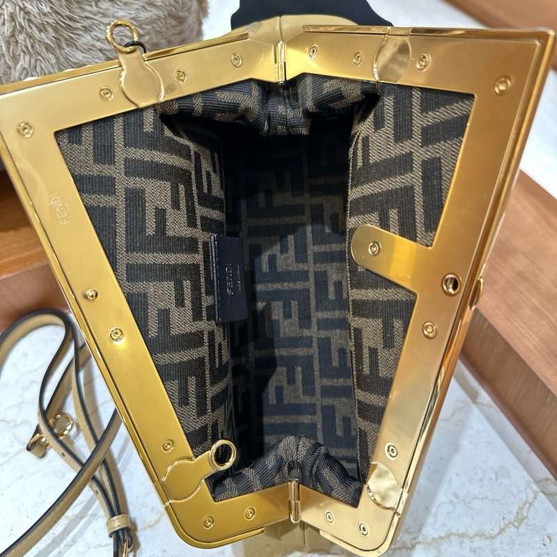 FENDI First 手拿單肩鏈條包 小號-9