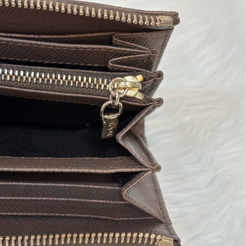 Tods 摩卡色 灰色 EPSOM 牛皮 金牌 拉鍊 長夾 皮夾 錢包 發財包-22