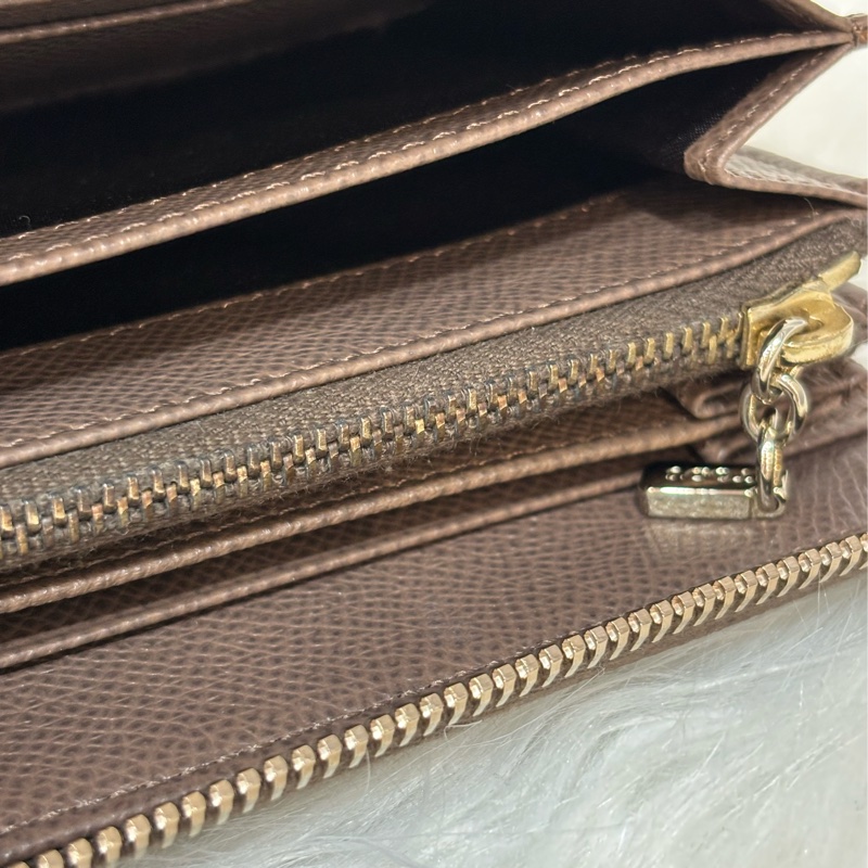 Tods 摩卡色 灰色 EPSOM 牛皮 金牌 拉鍊 長夾 皮夾 錢包 發財包-36