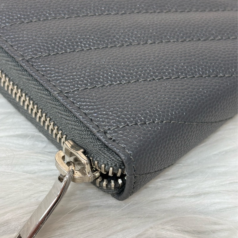 YSL 358094 LOGO 大象灰荔枝皮 銀釦 發財包拉鍊夾信用卡零錢包長夾皮夾發財包-7