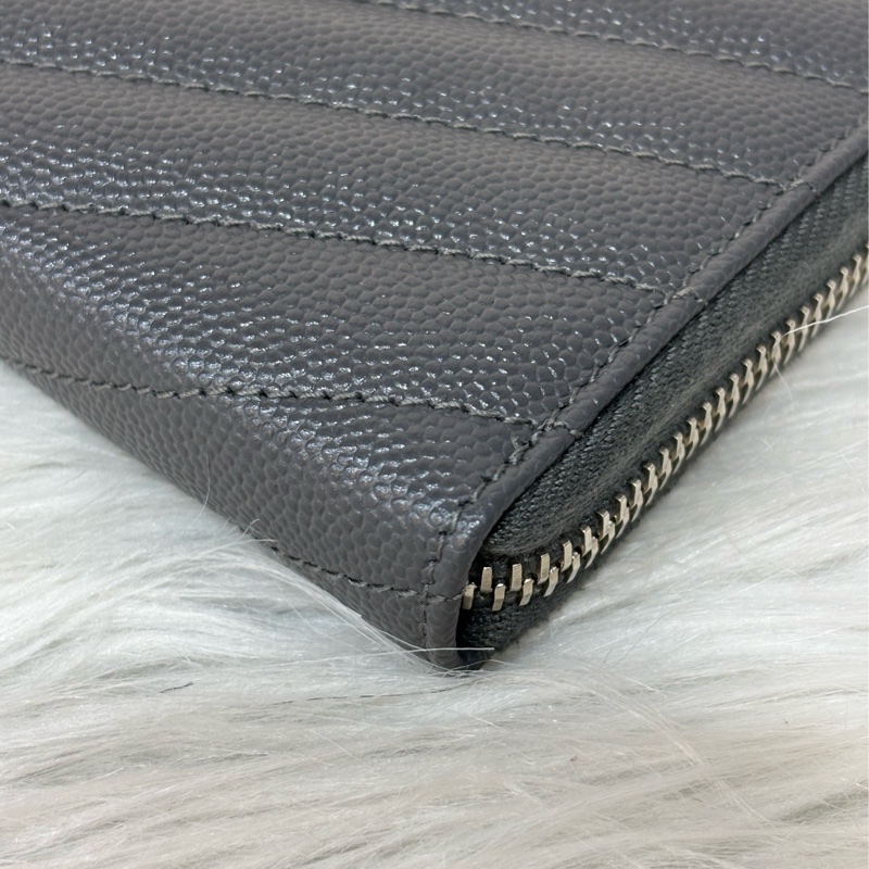 YSL 358094 LOGO 大象灰荔枝皮 銀釦 發財包拉鍊夾信用卡零錢包長夾皮夾發財包-8