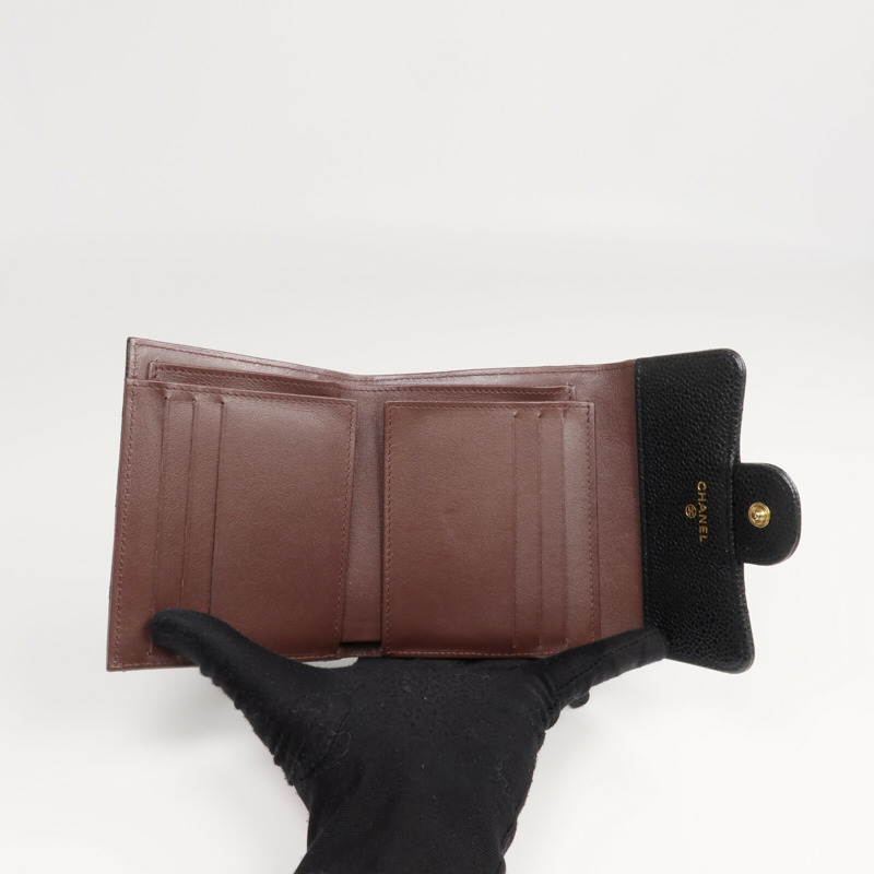 CHANEL 牛皮皮革Wallet金扣錢包-12