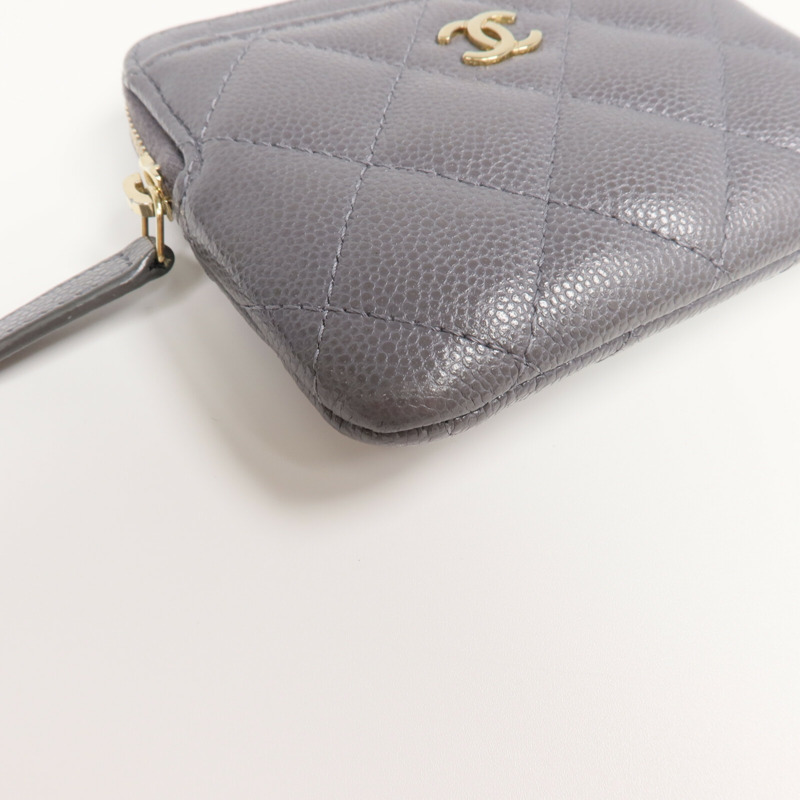 CHANEL 牛皮皮革Card Holder Matelasse金扣卡片套-7