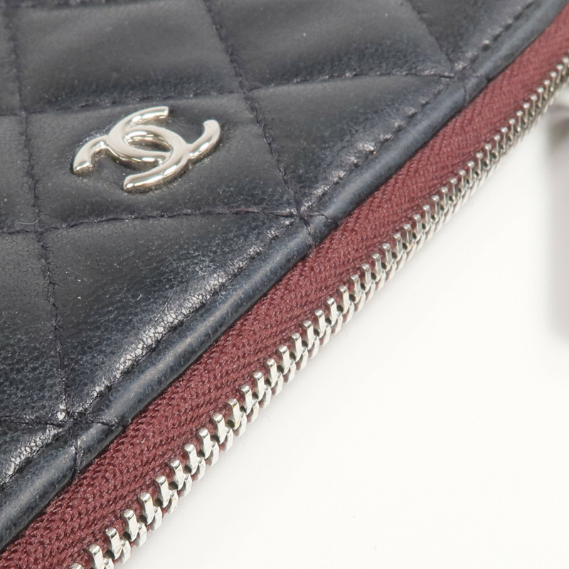 CHANEL 羊皮皮革Mini Pouch銀扣手拿包-12